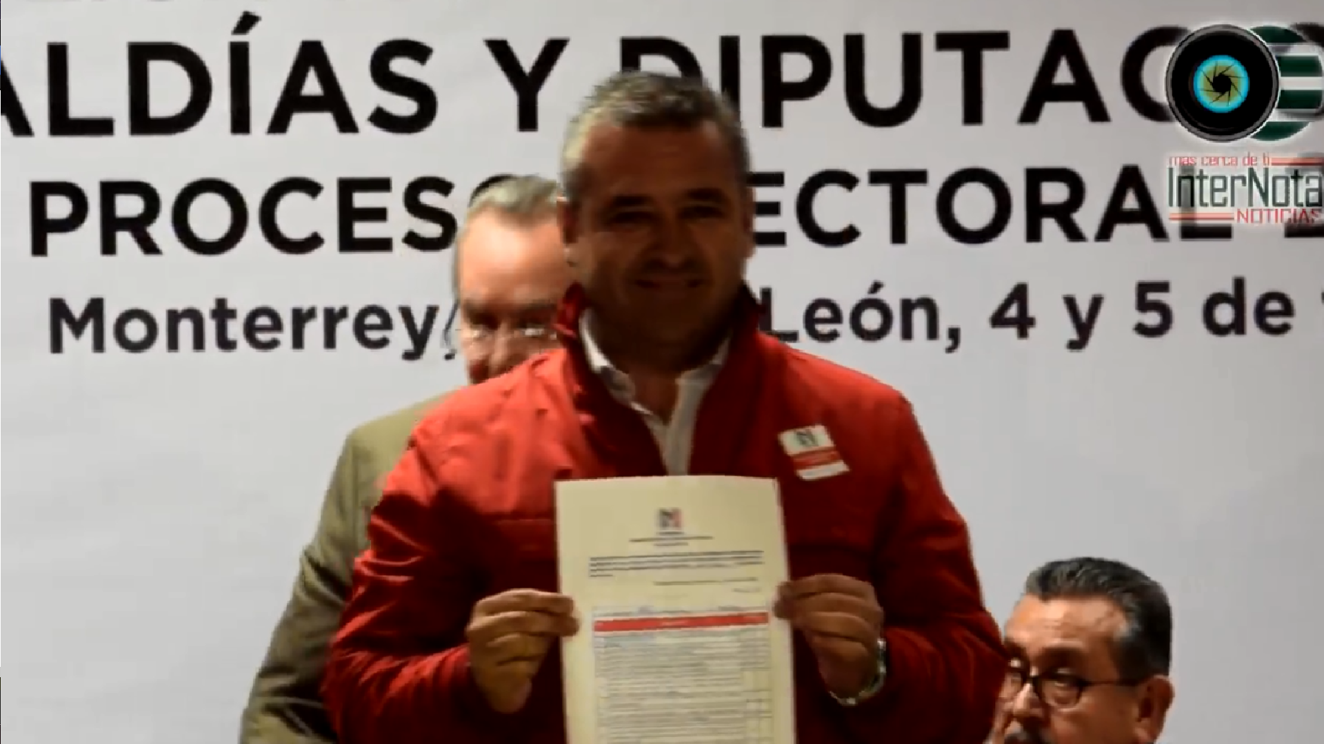 JAVIER CABALLERO GAONA SE REGISTRA COMO PRECANDIDATO DEL PRI A LA ALCALDÍA DE SANTIAGO.