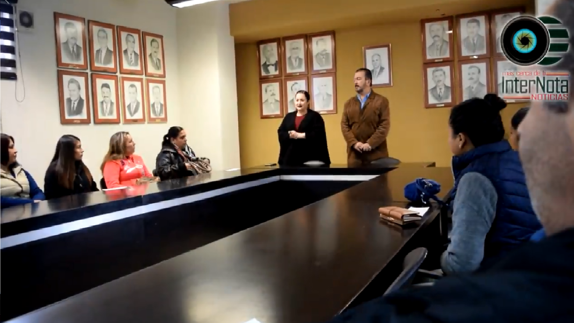 REALIZAN ENTREGA DE BECAS MUNICIPALES EN MONTEMORELOS, N.L