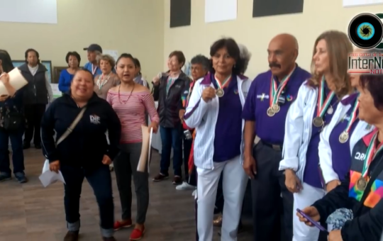 ENTREGA DE EQUIPOS DEPORTIVOS