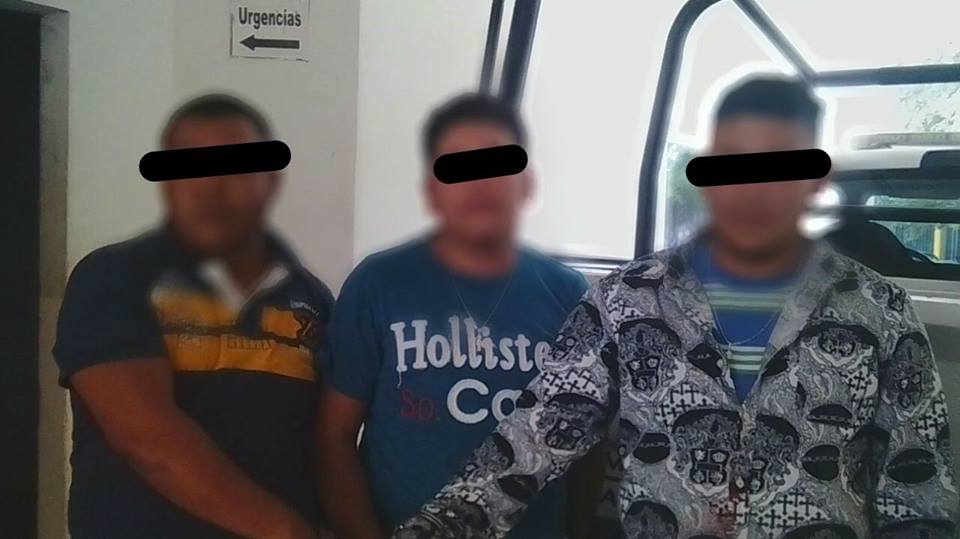 SON DETENIDOS DESPUES DE INTENTAR CORTAR CON SOPLETE LOS VAGONES DESCARRILADOS DEL TREN