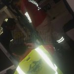 MOTOCICLISTA SE IMPACTA CON AUTOBUS Y RESULTA LESIONADO