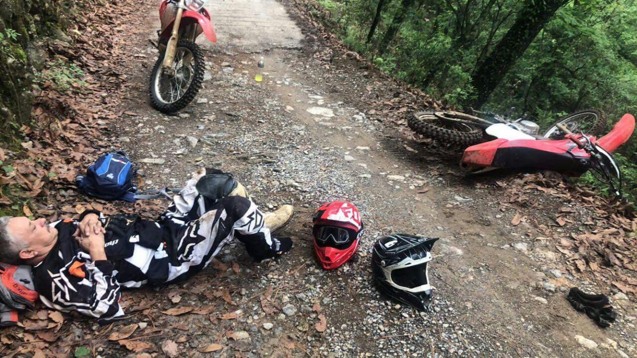 TRASLADAN EN HELICÓPTERO A HOMBRE LESIONADO TRAS ACCIDENTE EN LA TRINIDAD.