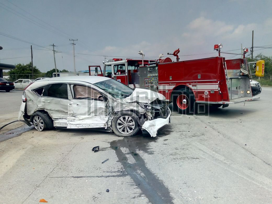 FUERTE ACCIDENTE MULTIPLE DEJA VARIOS LESIONADOS.