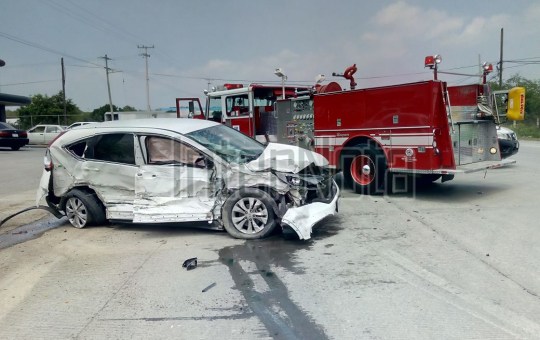 FUERTE ACCIDENTE MULTIPLE DEJA VARIOS LESIONADOS.