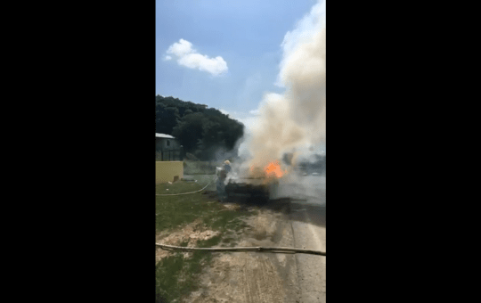 #INTERNOTA #ENVIVO SE REGISTRA INCENDIO DE VEHÍCULO EN EL MUNICIPIO DE ALLENDE NO HAY #LESIONADOS NOTICIA EN CURSO.