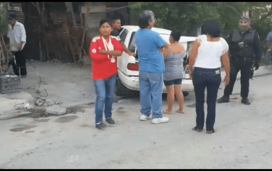 MONTEMORELOS_ FALLA MECÁNICA PROVOCA ACCIDENTE, NO HAY LESIONADOS.