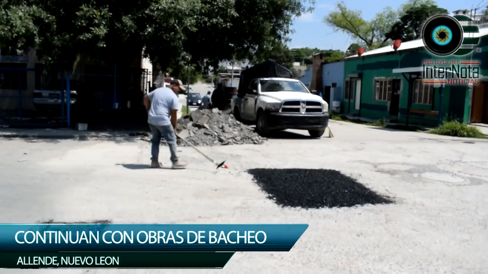 CONTINÚAN CON OBRAS DE BACHEO, COLONIA “LOS DURAZNOS”, ALLENDE NUEVO LEON