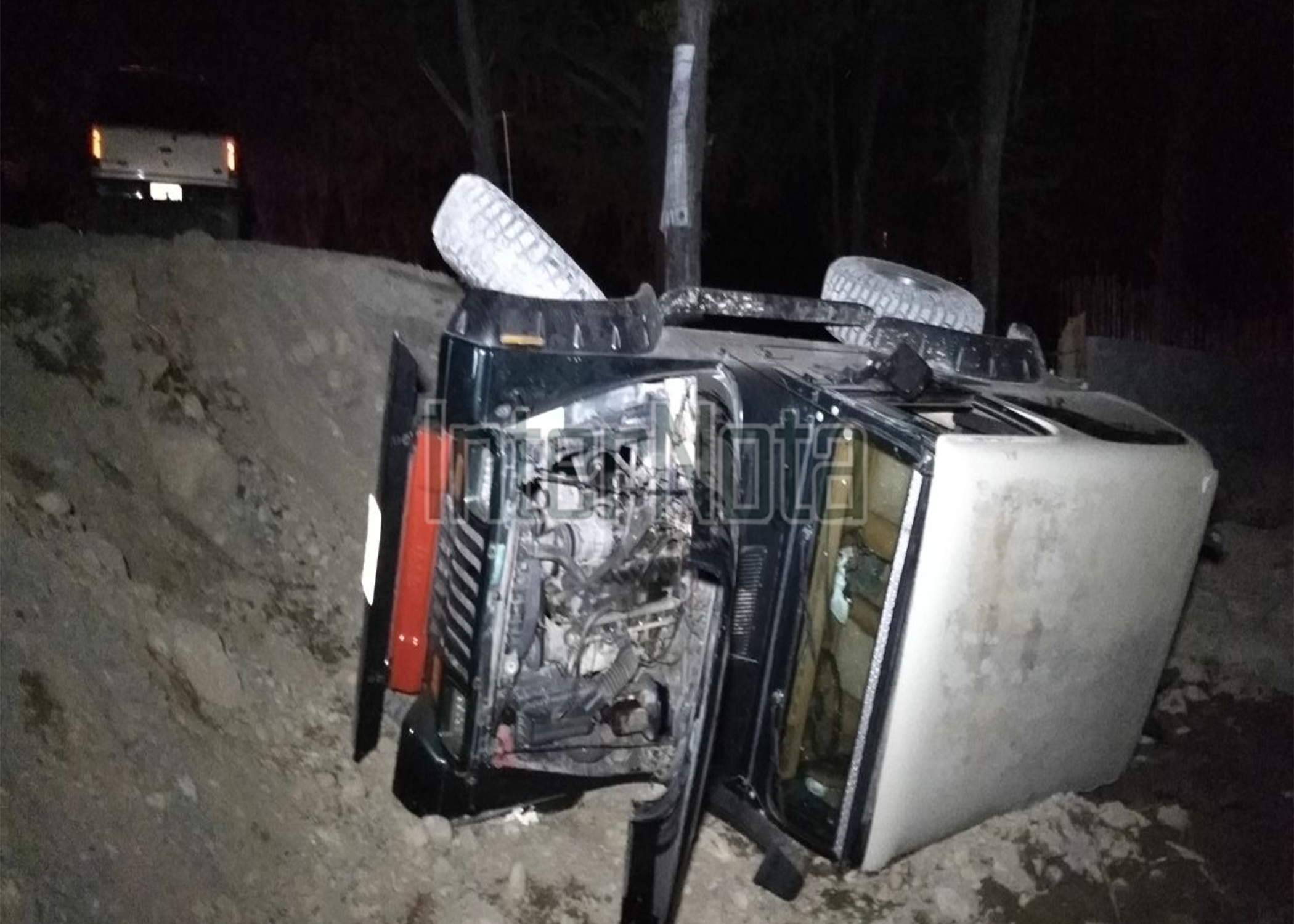#INTERNOTA #ENVIVO SE REGISTRA ACCIDENTE VIAL A LA ALTURA DE LAS RAICES.