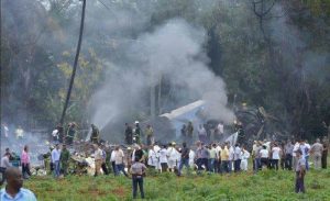 CAE UN AVIÓN DE CUBANA DE AVIACIÓN A POCOS KILÓMETROS DEL AEROPUERTO INTERNACIONAL JOSÉ MARTÍ