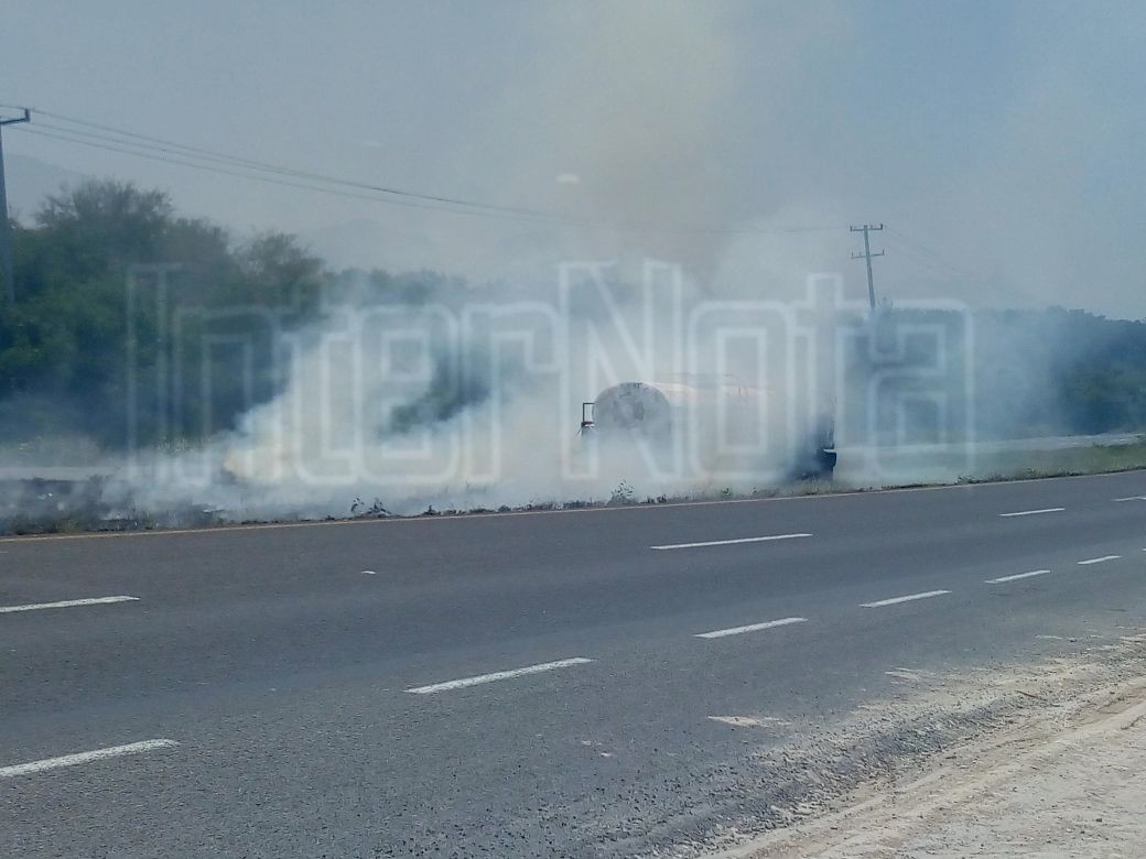 EN VIVO SE INCENDIA CAMELLÓN CENTRAL