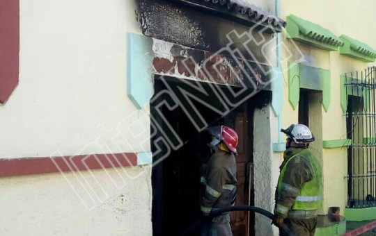 FUGA DE GAS PROVOCA INCENDIO EN RESTAURANTE.