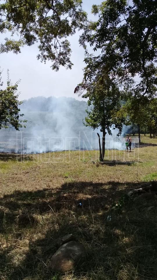 REPORTAN INCENDIO EN LA COMUNIDAD DE LAS RAÍCES