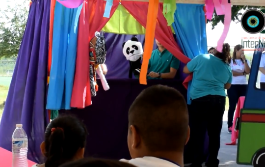 DIF ESTATAL PRESENTA OBRA DE TEATRO A LOS NIÑOS DEL CAMPAMENTO NORTE