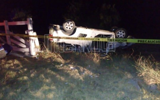 FUERTE VOLCADURA DEJA UNA PERSONA LESIONADA.