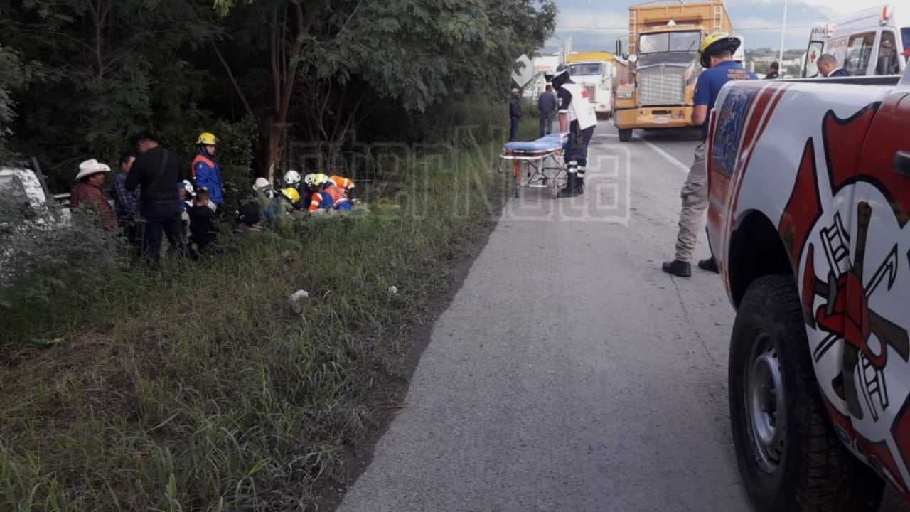 SE REGISTRAN ACCIDENTES A LA ALTURA DE LA COMUNIDAD LA CÁSCARA ELEMENTOS DEL EN EL MUNICIPIO DE MONTEMORELOS N.L.