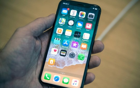 FALLA EN IOS 12.0.1 PERMITE A HACKERS ACCESO A FOTOS DE TU IPHONE