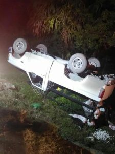 SE REGISTRA VOLCADURA EN CARRETERA SAN MATEO