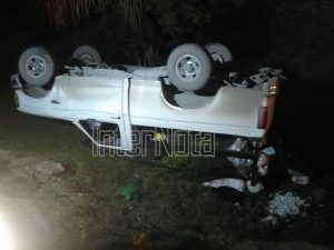 SE REGISTRA VOLCADURA EN CARRETERA SAN MATEO