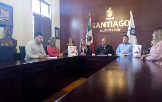 INAGURAN LÍNEA ROSA, UNA LLAMADA PUEDE SALVARTE ¡NO ESTAS SOLA DENUNCIA! SANTIAGO N.L.