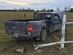 #INTERNOTA #ENVVIO CONDUCTOR CHOCA CONTRA CERCA Y SE DA A LA FUGA