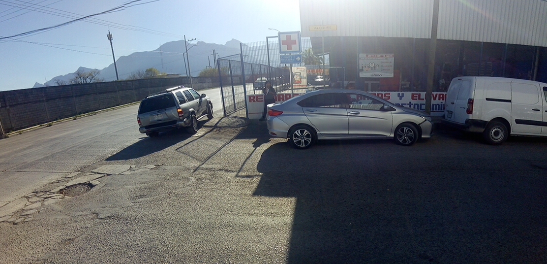 #ACCIDENTE #ENVIVO #INTERNOTA #REPORTECIUDADANO SE REGISTRA CHOQUE POR ALCANCE SOBRE LIBRAMIENTO EN ALLENDE N.L NO SE REGISTRAN LESIONADOS