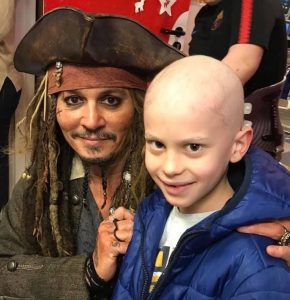JOHNNY DEPP VUELVE A CONVERTIRSE EN 'JACK SPARROW' POR UNA BUENA CAUSA