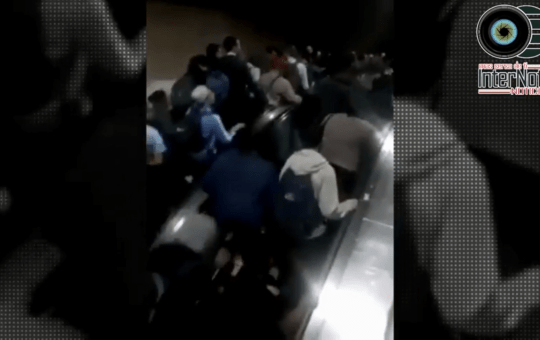 COLAPSAN LAS ESCALERAS ELÉCTRICAS DEL METRO