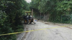 DOS PERSONAS MUEREN AL SER ARROLLADOS POR RETROEXCAVADORA