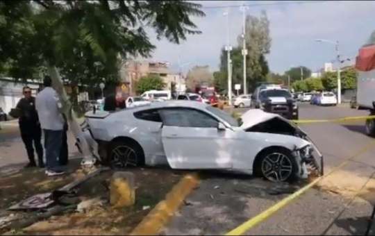 FUTBOLISTA DEJA A 2 PERSONAS FALLECIDAS EN UN ACCIDENTE EN JALISCO