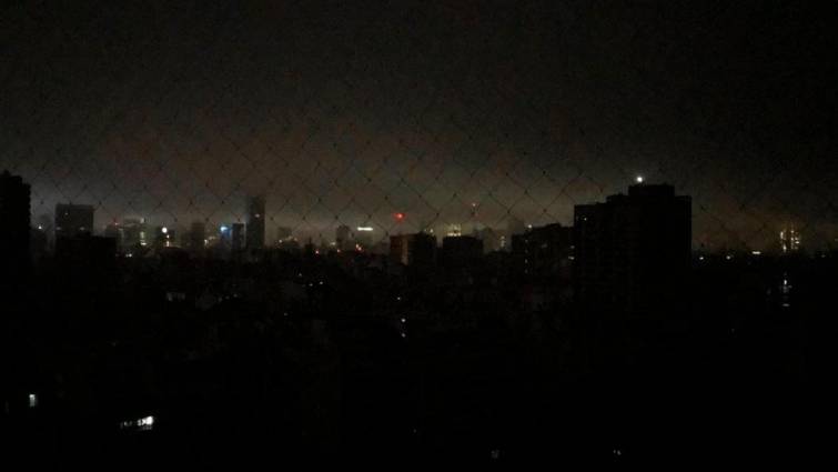 APAGÓN MASIVO DEJA A OSCURAS A ARGENTINA Y URUGUAY