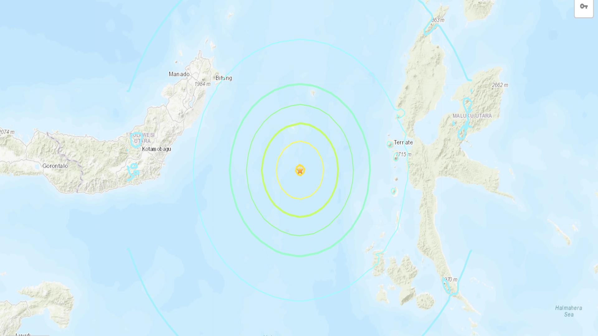 ALERTA DE TSUNAMI TRAS TERREMOTO MAGNITUD 7.0 EN INDONESIA