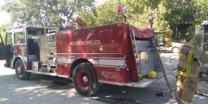 FLAMAZO PROVOCA INCENDIO DENTRO DE UNA VIVIENDA.