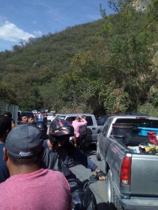 #SANTIAGO SE REGISTRA ACCIDENTE VIAL A LA ALTURA DE LA NOGALERA SE HABLA DE VARIAS PERSONAS LESIONADAS NOTICIA EN CURSO…