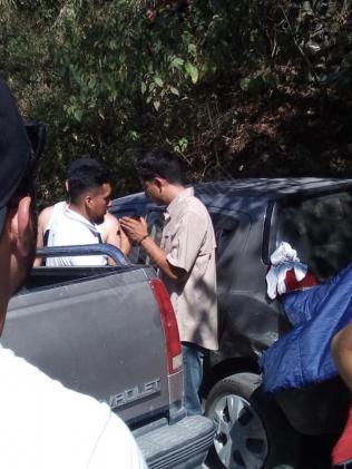 #SANTIAGO SE REGISTRA ACCIDENTE VIAL A LA ALTURA DE LA NOGALERA SE HABLA DE VARIAS PERSONAS LESIONADAS NOTICIA EN CURSO…