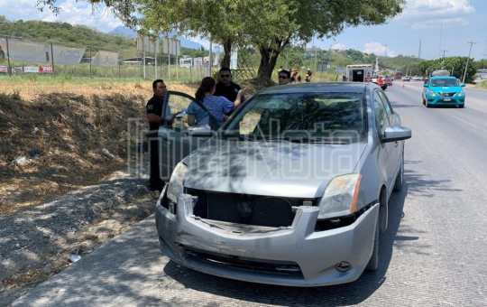 #ALLENDE PERSONA RESULTA LESIONADA TRAS CAER DE SU MOTOCICLETA.