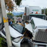 SE REGISTRA FUERTE ACCIDENTE VIAL A LA ALTURA DEL YERBANIZ EN SANTIAGO N.L.