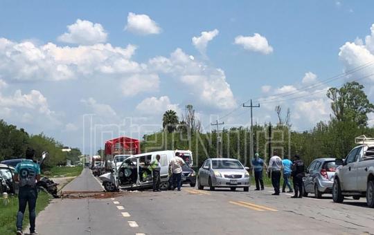FUERTE ACCIDENTE VIAL DEJA 8 PERSONAS LESIONADAS; CADEREYTA N.L.